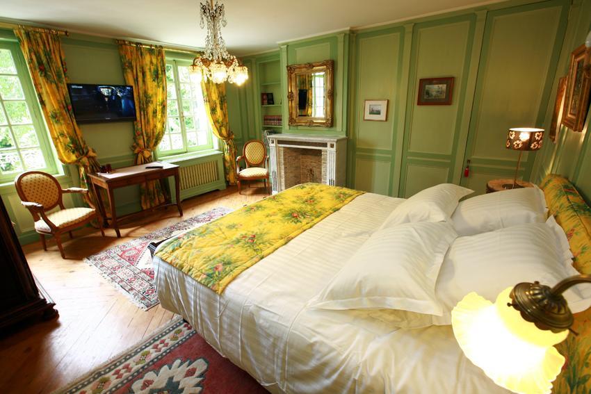 Le Domaine Du Lieu Athan ,Reserve Aux Adultes Bed & Breakfast Saint-Gâtien-des-Bois Eksteriør bilde